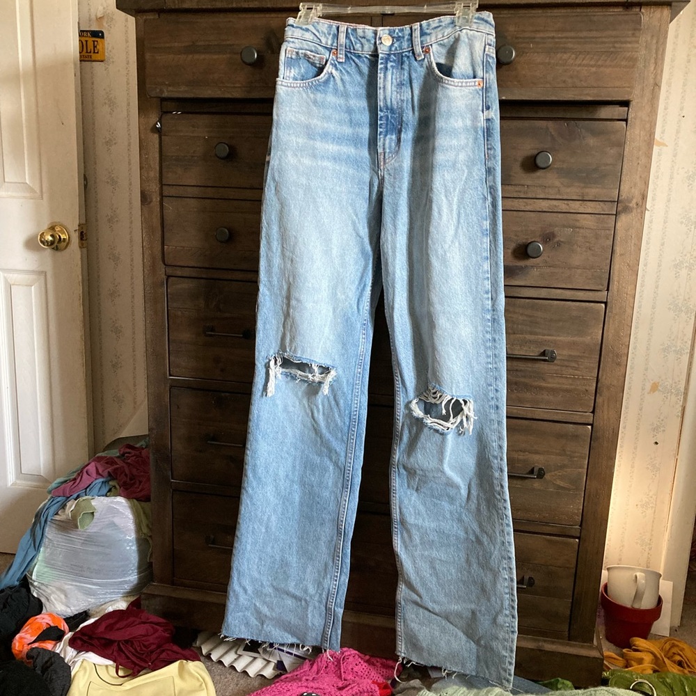 Zara Wide Long Leg Ripped Jeans Size 4